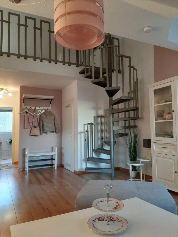 Auszeit Rheingauer Rosengasse Appartement Johannisberg Buitenkant foto
